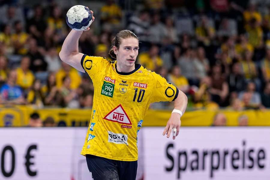 Juri Knorr vai vai jogar no Aalborg