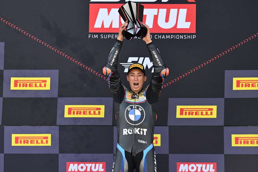 Toprak Razgatlioglu sagra-se campeão de Superbikes