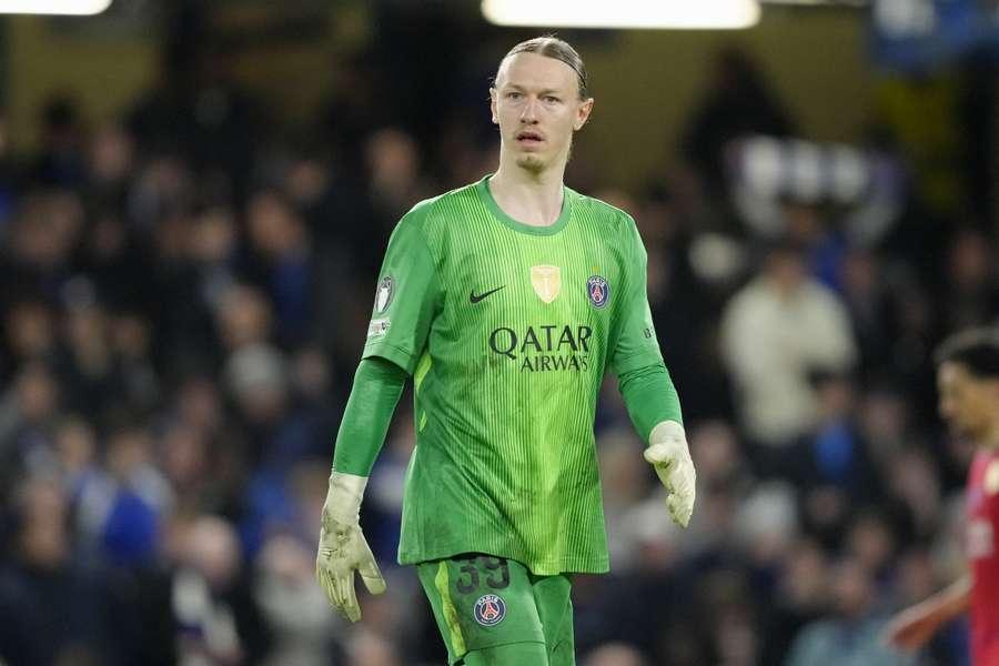 Safonov à Stamford Bridge mardi. Safonov à Stamford Bridge mardi.