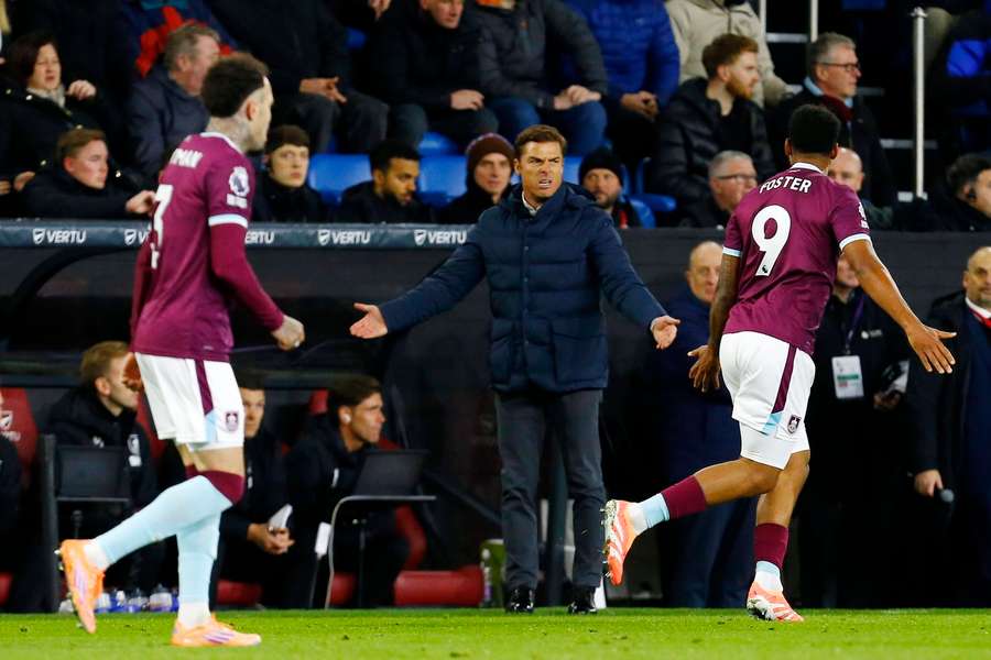 Parker insists Burnley did not deserve Palace defeat Parker insists Burnley did not deserve Palace defeat
