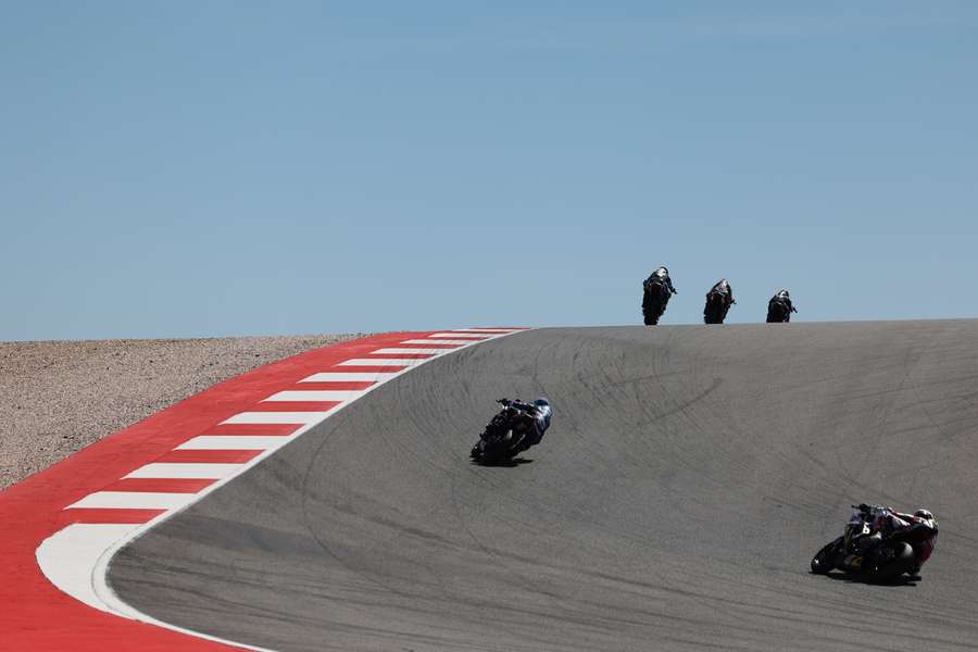 Pilotos em ação no Algarve