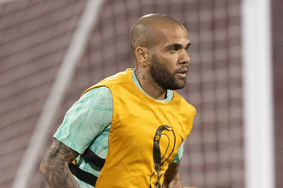 Juíza aceita pedido do MP espanhol e decreta prisão preventiva de Daniel Alves