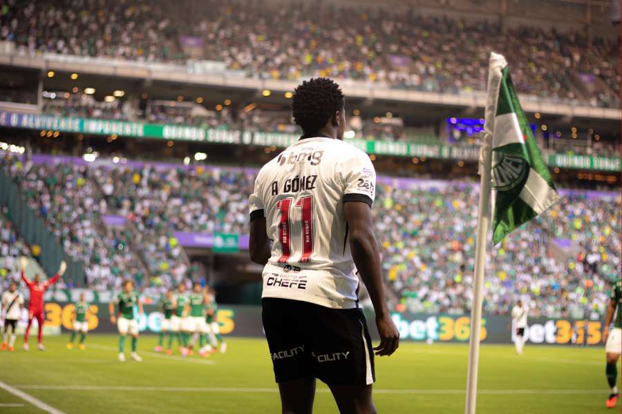 Vasco e Palmeiras se enfrentaram na rodada mais recente da Série A Vasco e Palmeiras se enfrentaram na rodada mais recente da Série A