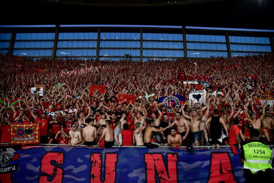 Fanii lui Osasuna au primit o lovitură dură din partea raportului inspectorilor UEFA. 