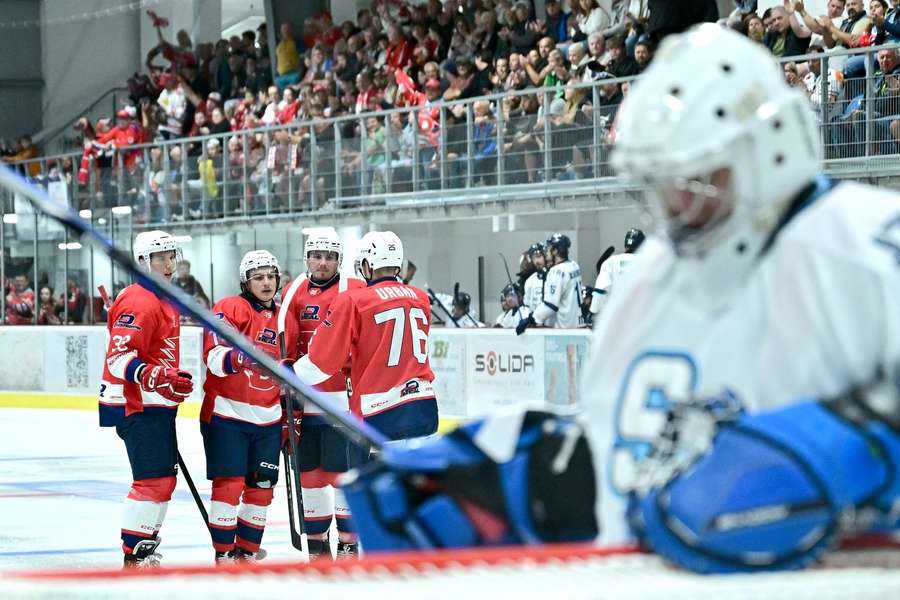 Pardubice nasázely v úvodním přípravném duelu Slovanu Bratislava sedm gólů.