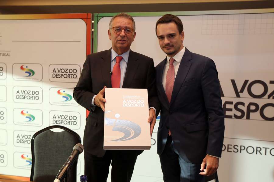 António José Seguro com Daniel Monteiro, presidente da Confederação do Desporto de Portugal