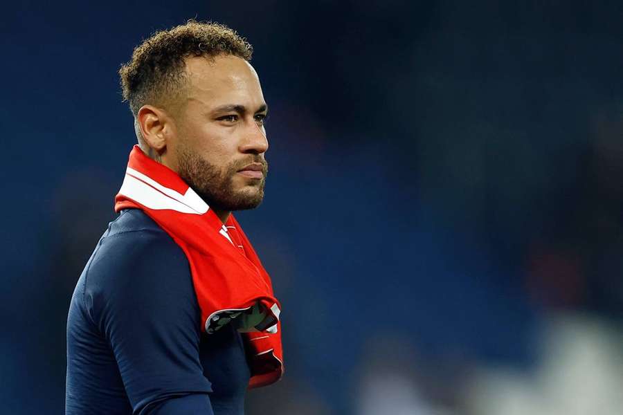 PSG's Neymar undergoes ankle surgery