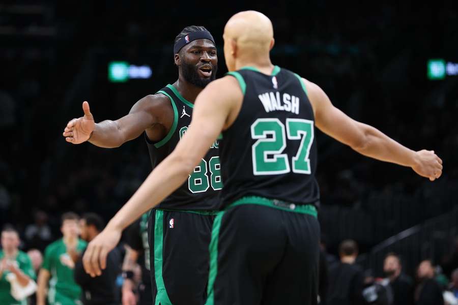 Intensidade de Neemias e Walsh fez a diferença Intensidade de Neemias e Walsh fez a diferença