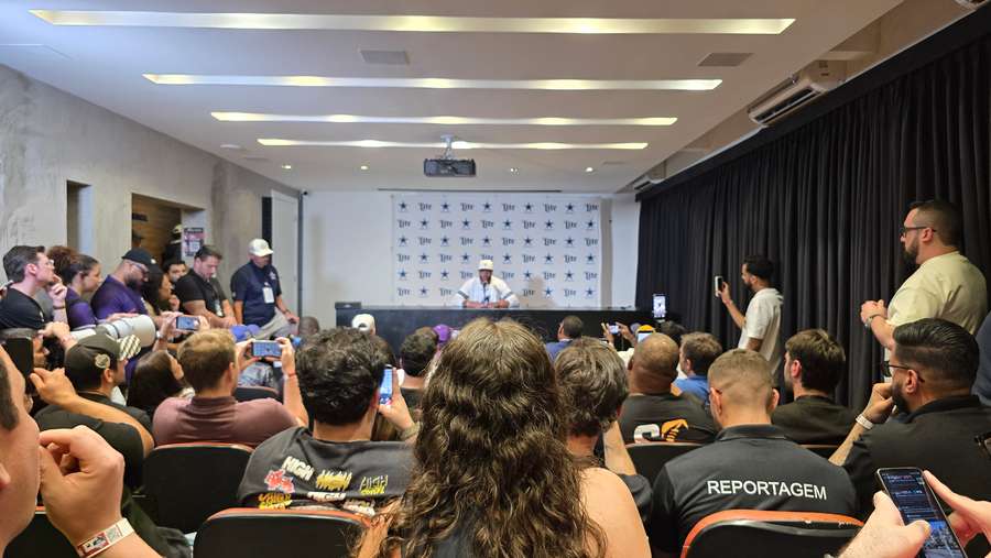 Sala lotada para coletiva de Dak Prescott Sala lotada para coletiva de Dak Prescott