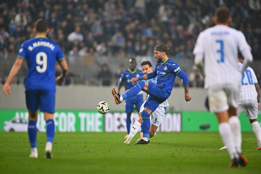 Gudelj, goleador azulón Gudelj, goleador azulón