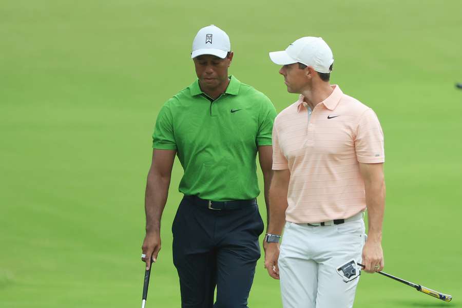 Tiger Woods volverá al verde en el último mes del año
