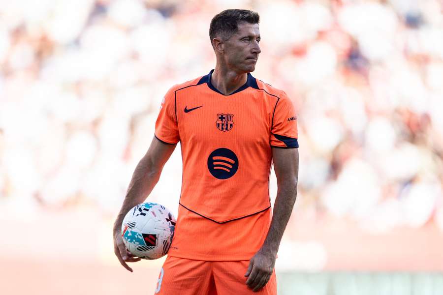 Lewandowski podľa médií nefiguruje v plánoch Barcelony. 