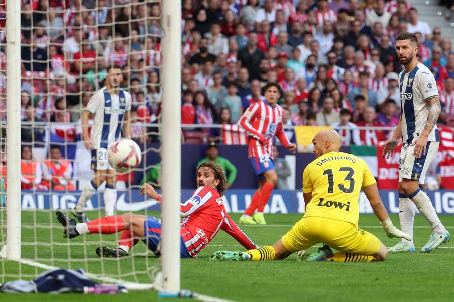 Griezmann decide a favor del Atleti.