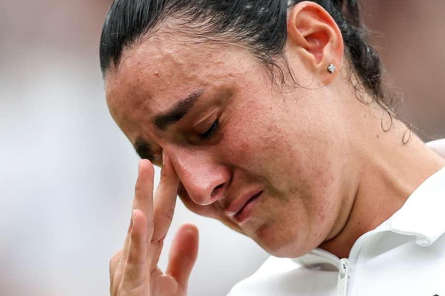 Ons Jabeur, decepționată după ce a pierdut finala Wimbledon