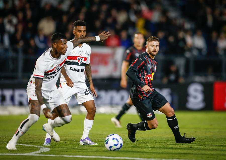 São Paulo ainda tenta se encontrar sob o comando de Crespo