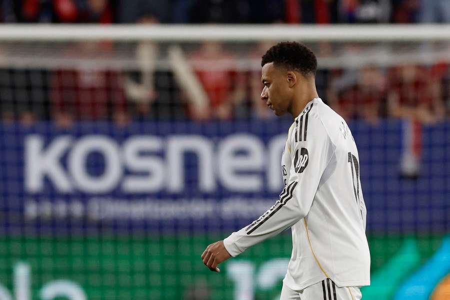 Mbappe warned by Real Madrid legend Figo amid ongoing injury woes Mbappe warned by Real Madrid legend Figo amid ongoing injury woes