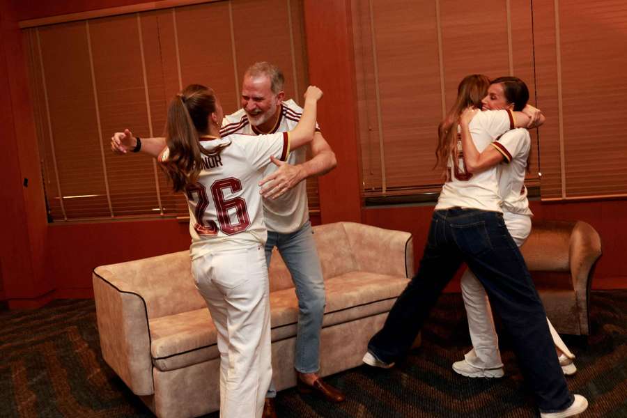 La Familia Real celebra el triunfo de España ante Francia en semifinales