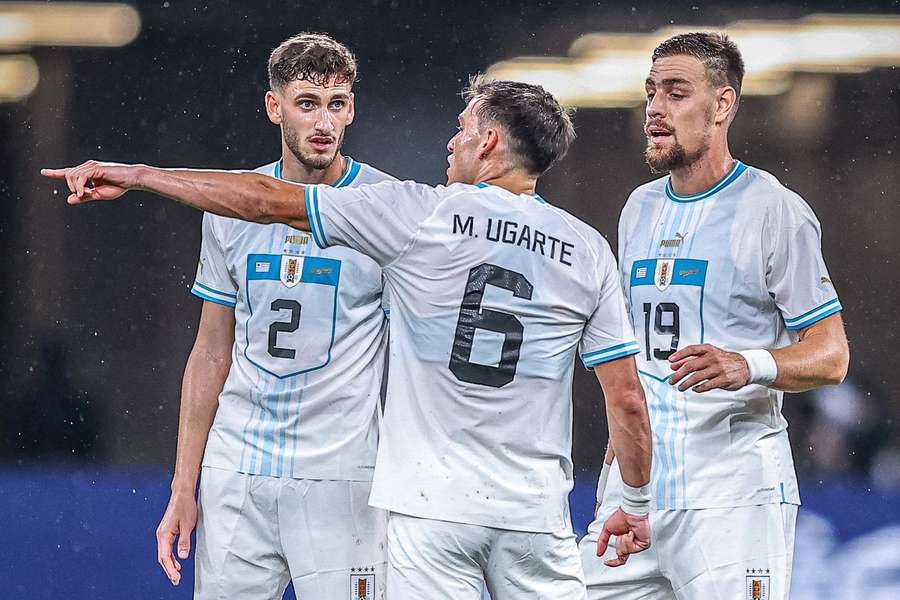 Morita, Coates e Ugarte titulares no empate entre Japão e Uruguai