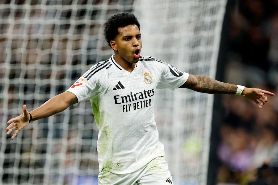 Rodrygo fez gol e deu assistência em Real Madrid 4x2 Sevilla