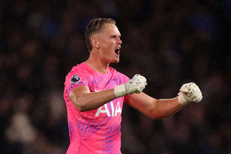 Antonín Kinský pomohl čistým kontem k triumfu Tottenhamu na hřišti Chelsea.
