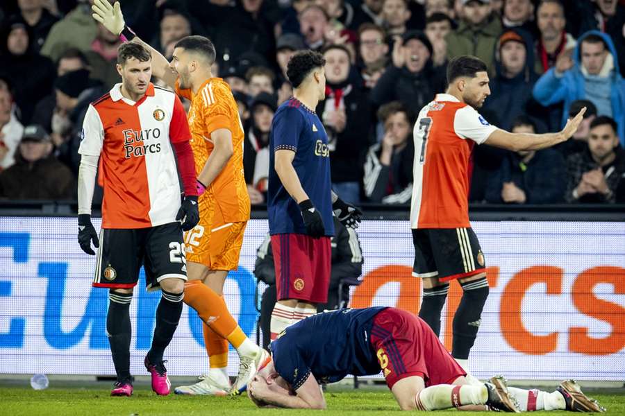 De aangescherpte regels kwamen na het aanstekerincident tijdens Feyenoord - Ajax