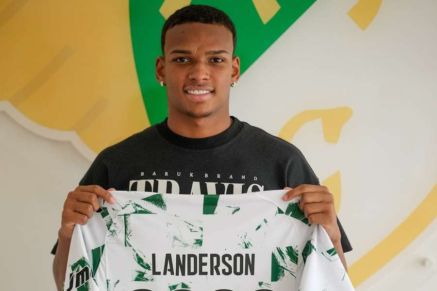 Landerson assinou contrato válido até junho de 2030 com o Moreirense