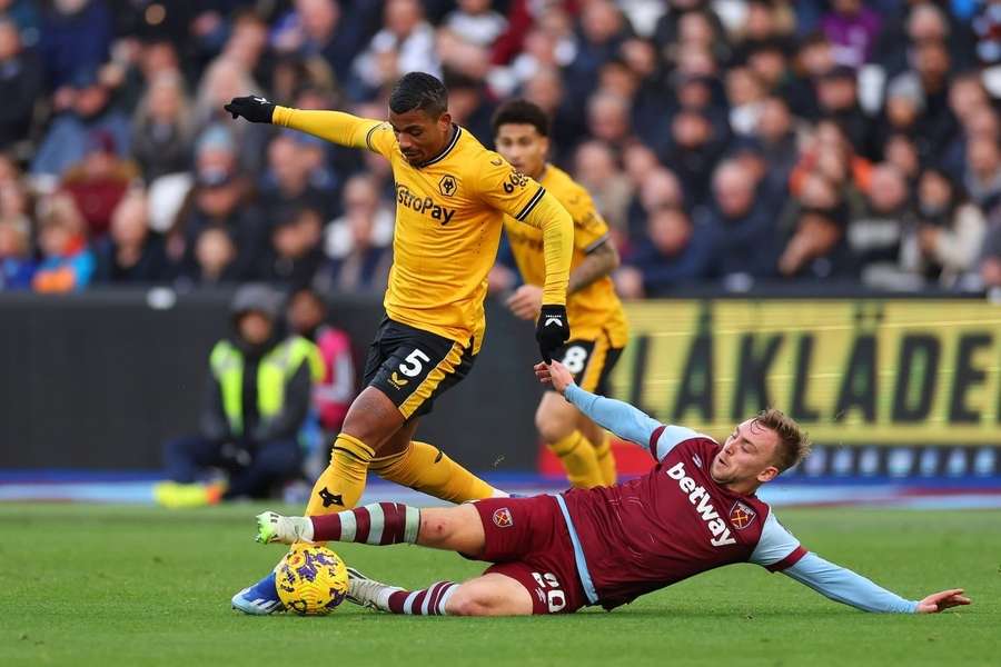 Wolves captain Lemina happy to play where needed for cause