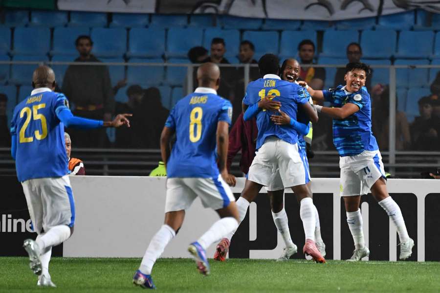 Mamelodi Sundowns are back on top of the Betway Premiership