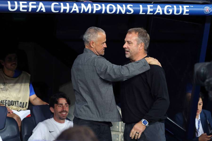 Hansi Flick saluta Luis Enrique