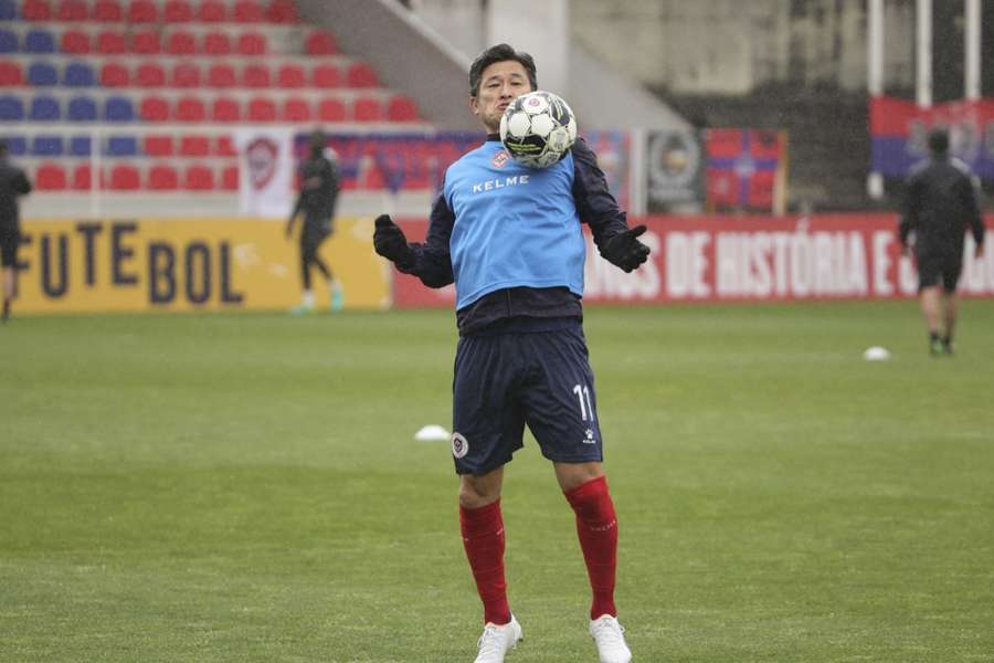  Miura v barvách Oliveirense.