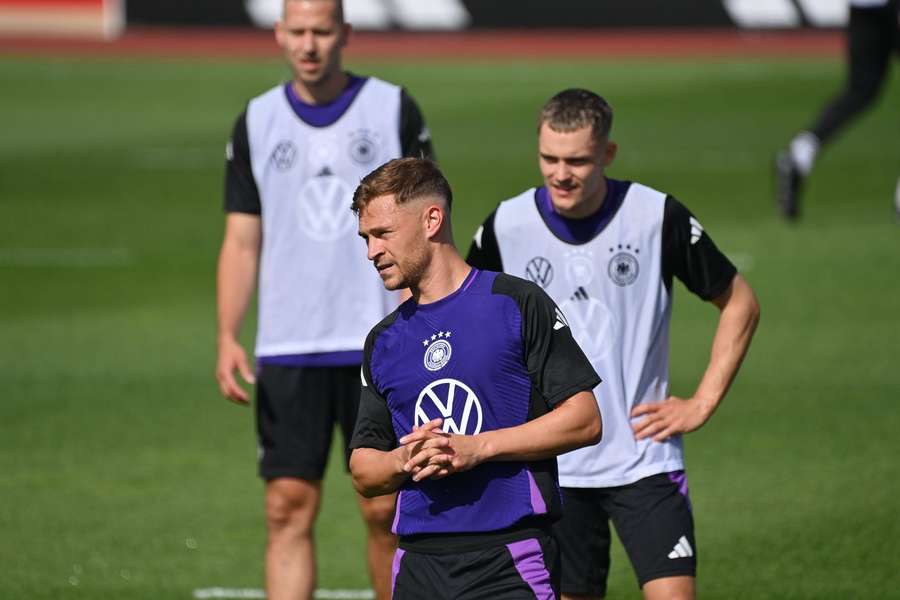 Joshua Kimmich, Florian Wirtz (und Waldemar Anton) beim DFB-Training.