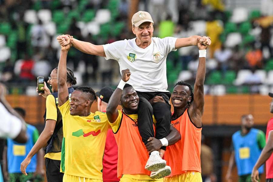 Gernot Rohr will mit Benin den historischen Sprung zur WM 2026 schaffen.