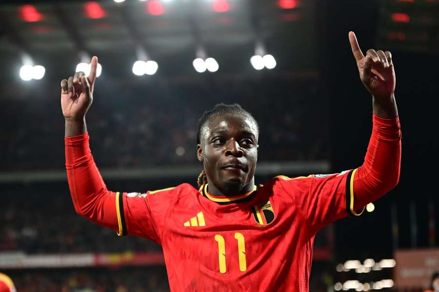 Doku em destaque na goleada da Bélgica