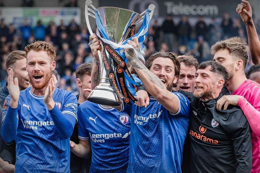 Chesterfield garantiu a única vaga de subida direta