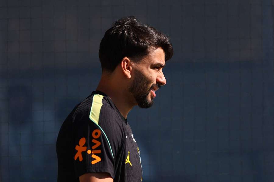 Paquetá será titular na estreia do Brasil na Copa Paquetá será titular na estreia do Brasil na Copa