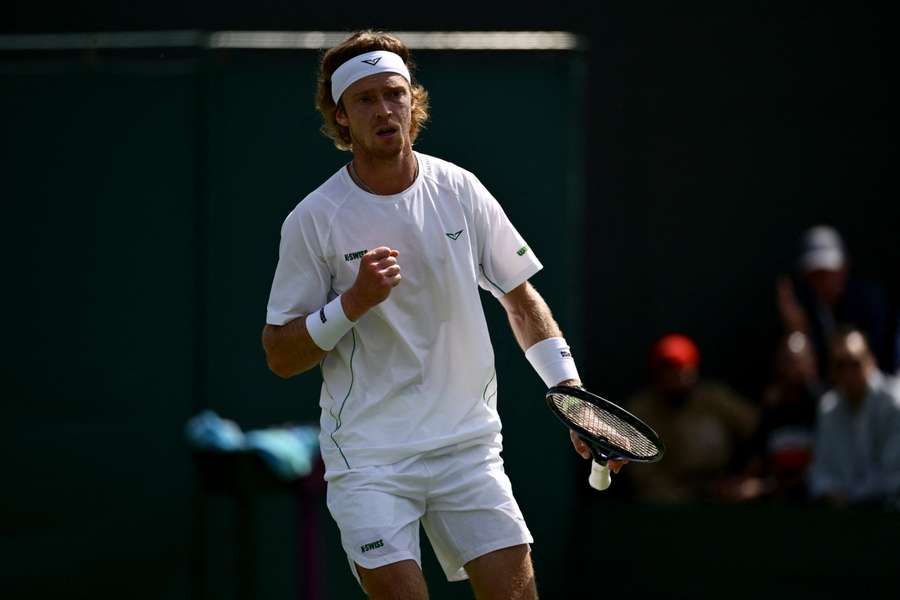 Rublev came back to win the match after losing the opening set