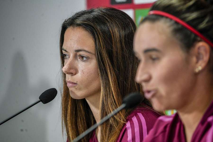 Bonmati (L) speaks during a press conference