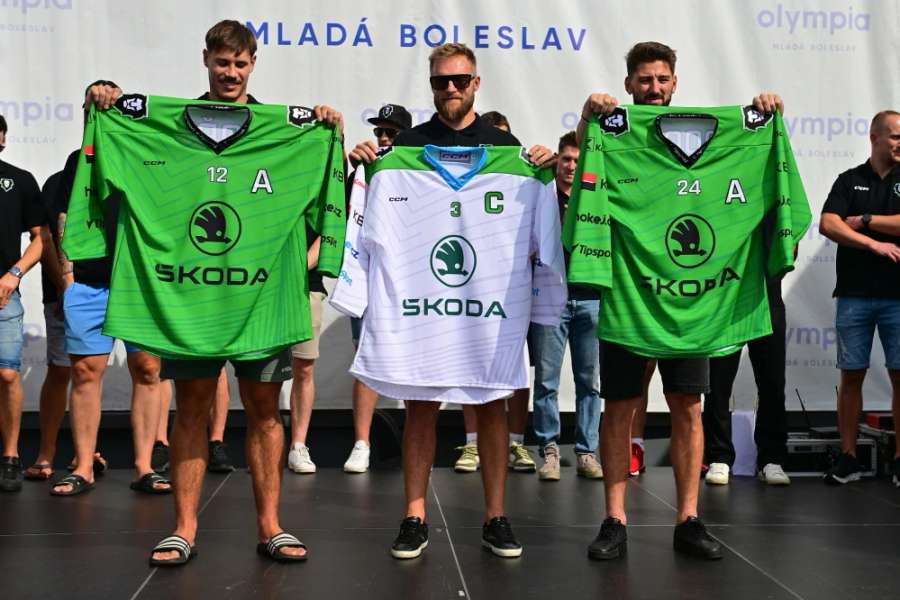 Domácí a venkovní sada Boleslavi. Domácí a venkovní sada Boleslavi.
