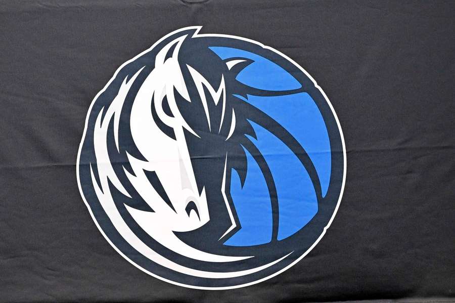 Dallas Mavericks zastrzegą numer na koszulce Marka Aguirre'a Dallas Mavericks zastrzegą numer na koszulce Marka Aguirre'a