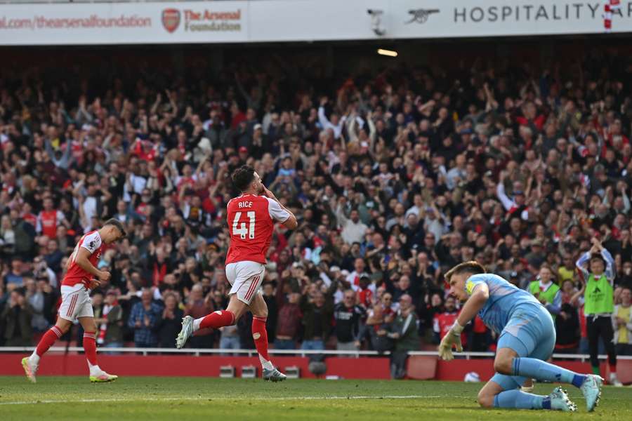 Declan Rice célébrant son but ce dimanche.