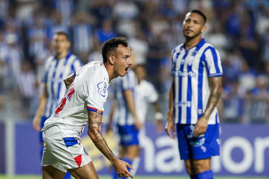 O Bahia venceu fora de casa com reservas