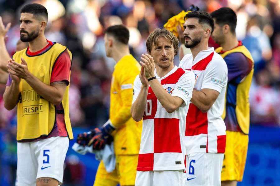 Luka Modric en 'zijn' Kroatië verloren op de eerste speeldag met 3-0 van Spanje