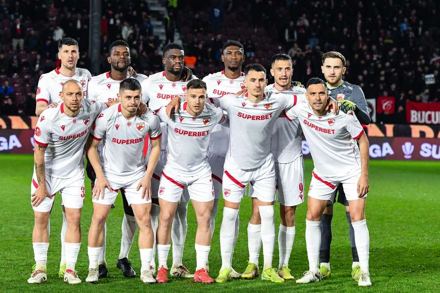Dinamo înaintea unei partide cu CFR Cluj