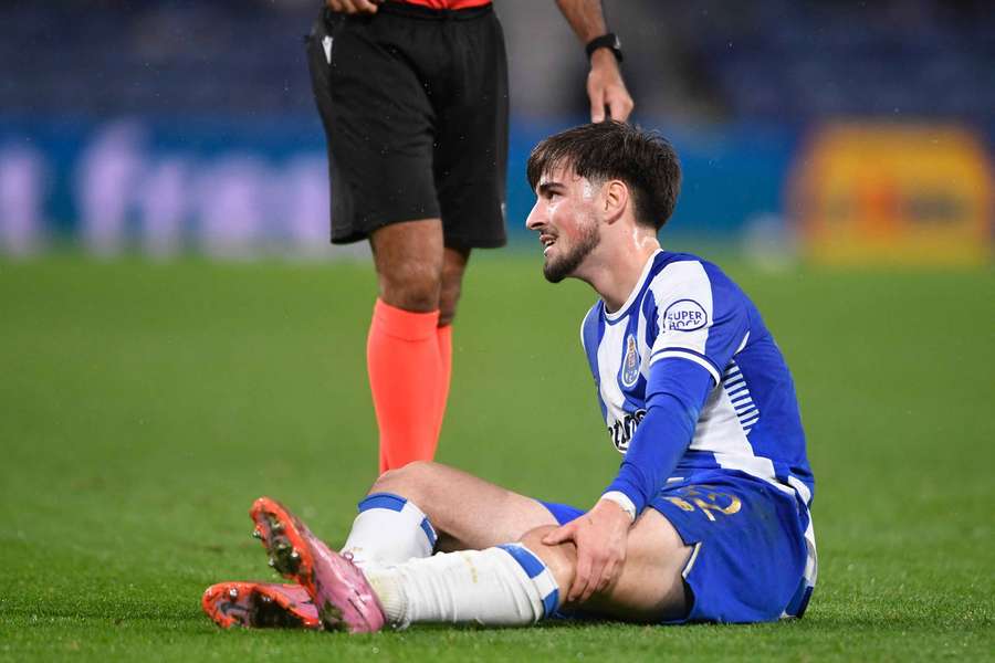Martim Fernandes falha visita do FC Porto ao Rio Ave por lesão Martim Fernandes falha visita do FC Porto ao Rio Ave por lesão