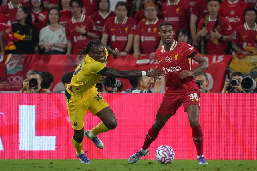 Leao superb as AC Milan thump Liverpool in Hong Kong - TribalFootball.com