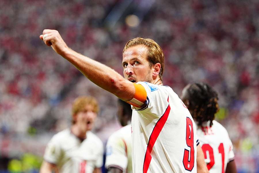 Com cinco gols na América do Norte, Harry Kane superou Gary Lineker e se tornou o maior artilheiro da Inglaterra em Copas do Mundo
