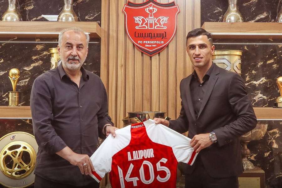 Ali Alipour apresentado no Persepolis