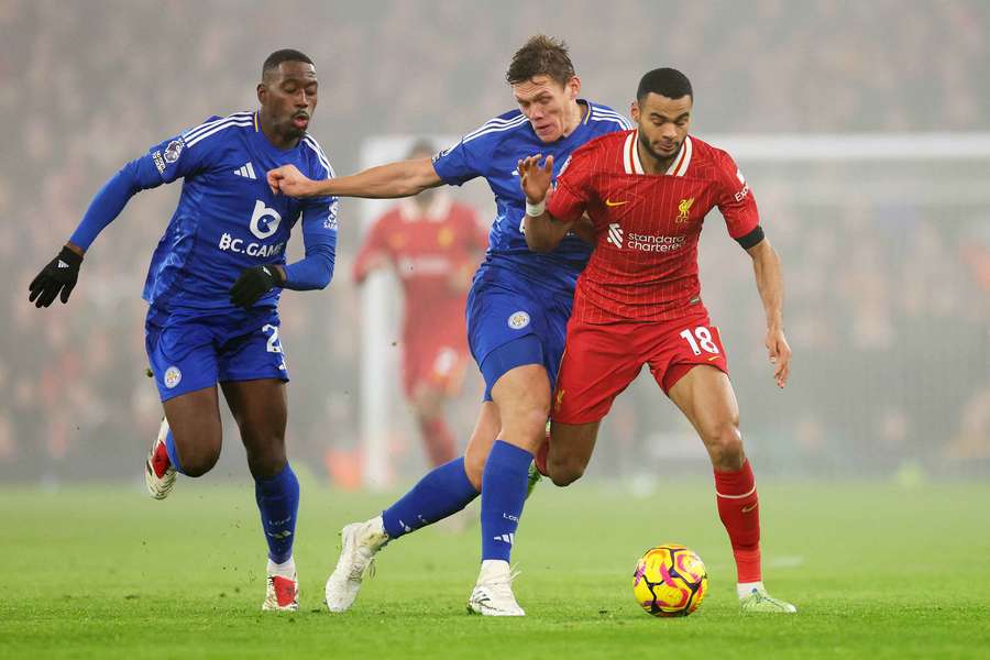 Lance del partido entre Liverpool y Leicester Lance del partido entre Liverpool y Leicester