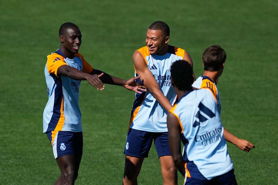 Mendy y Mbappé