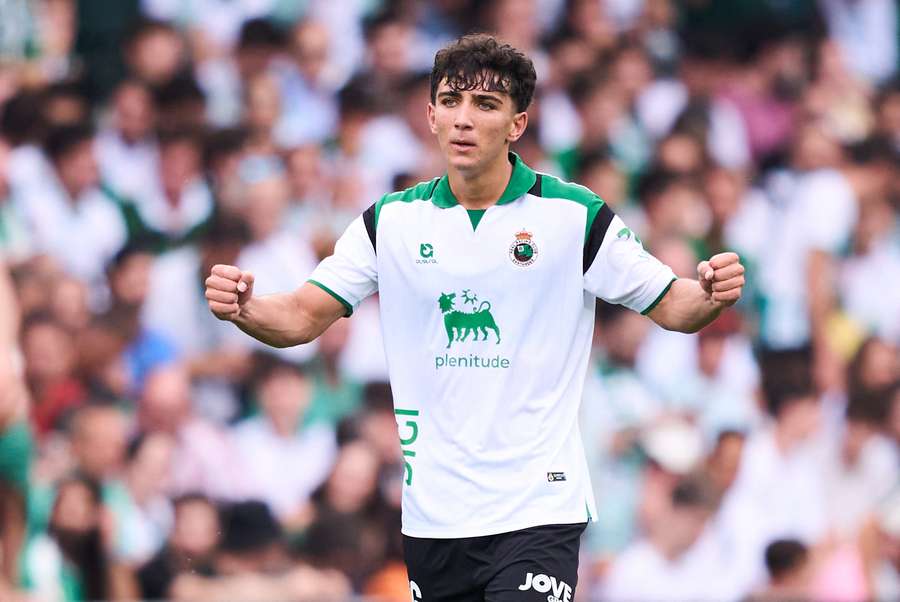 Sergio Martínez esulta dopo la rete del 2-0